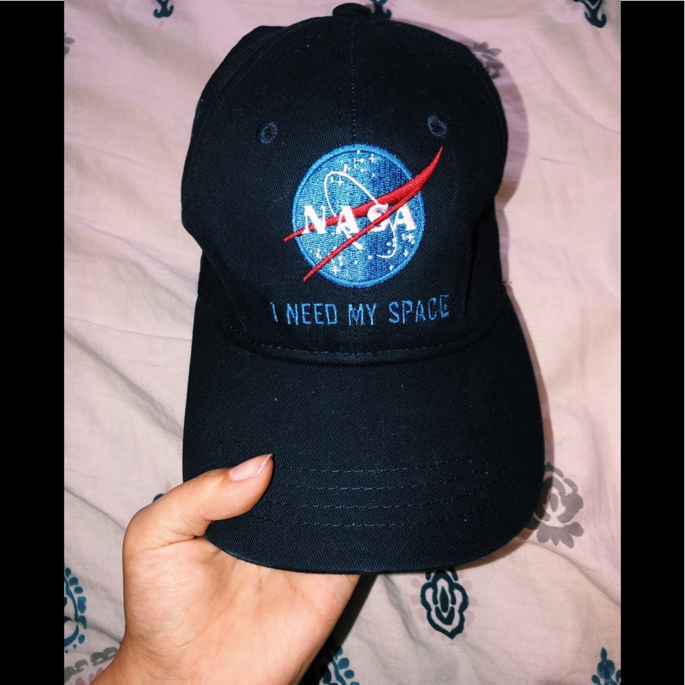 ★ 𝐍𝐚𝐬𝐚 𝐁𝐚𝐬𝐞𝐛𝐚𝐥𝐥 𝐇𝐚𝐭 ★